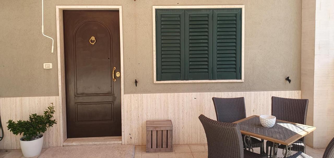 Gentilcasa Appartement Monopoli Buitenkant foto
